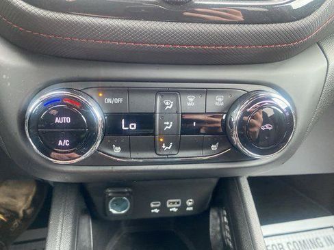 New 2023 Chevrolet TrailBlazer RS w/ Convenience Package AWD/4WD image 11
