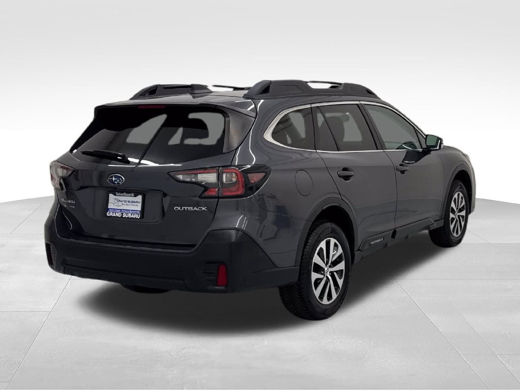 Used 2022 Subaru Outback Premium AWD/4WD image 7