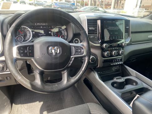 Used 2019 RAM 1500 Big Horn AWD/4WD image 11
