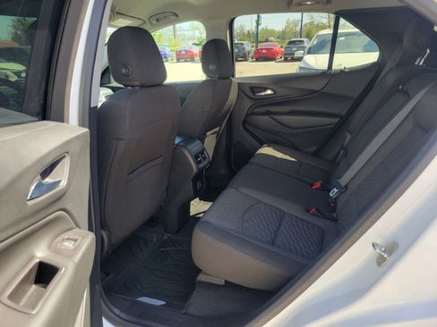 Used 2020 Chevrolet Equinox LT FWD image 22