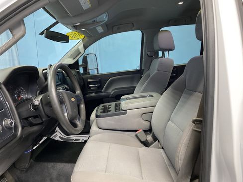Used 2015 Chevrolet Silverado 2500 W/T image 10