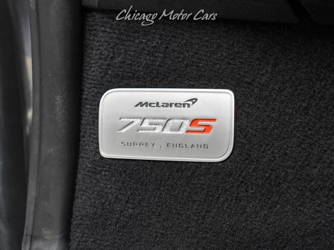Used 2025 McLaren 750S Spider RWD image 11