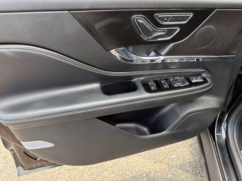 Certified 2024 Lincoln Corsair FWD image 13