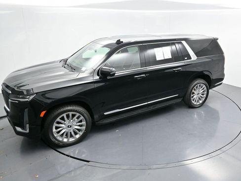 Certified 2023 Cadillac Escalade ESV Premium Luxury image 47