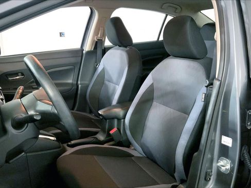 Used 2025 Nissan Versa SV FWD image 22