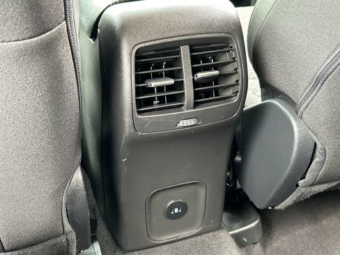 Used 2024 Ford Escape Active AWD/4WD image 19