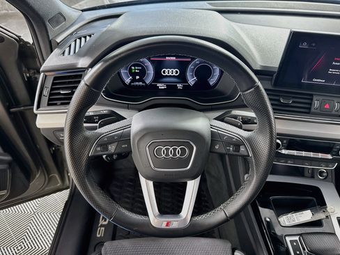 Used 2023 Audi Q5 e Premium Plus w/ Premium Plus Package AWD/4WD image 16