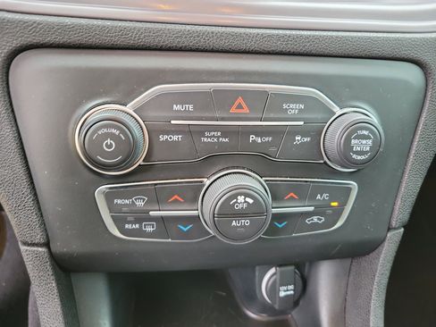 Used 2023 Dodge Charger R/T w/ Blacktop Package image 24