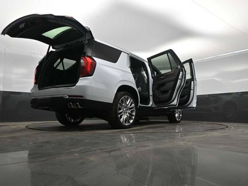 New 2026 GMC Yukon Denali w/ Denali Reserve Package image 42