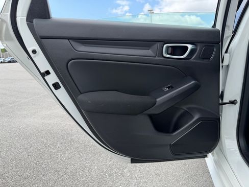 Used 2025 Honda Civic Sport image 25