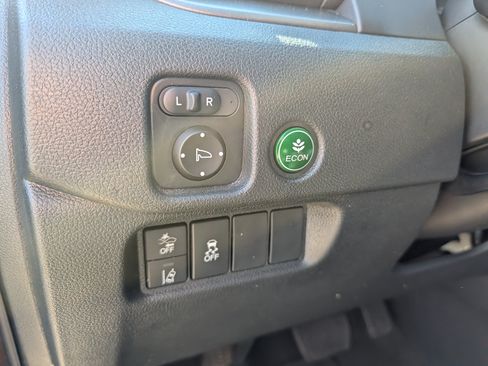 Used 2021 Honda Pilot Special Edition image 28