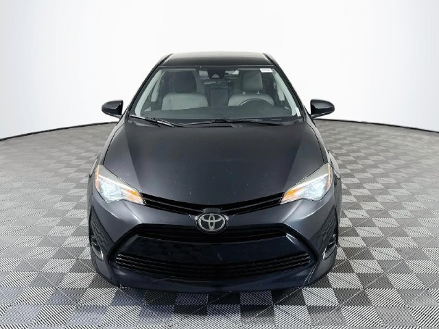 Used 2018 Toyota Corolla LE FWD image 2