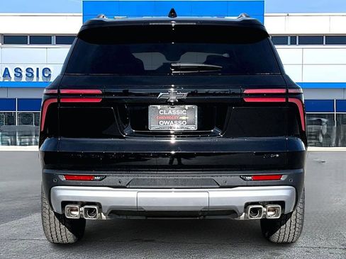 New 2026 Chevrolet Traverse Z71 w/ Enhanced Driving Package image 4