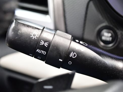 Used 2022 Subaru Forester Limited AWD/4WD image 20