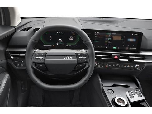 New 2026 Kia Sportage EX image 4