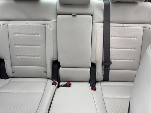 Used 2024 Hyundai Santa Fe Limited image 20