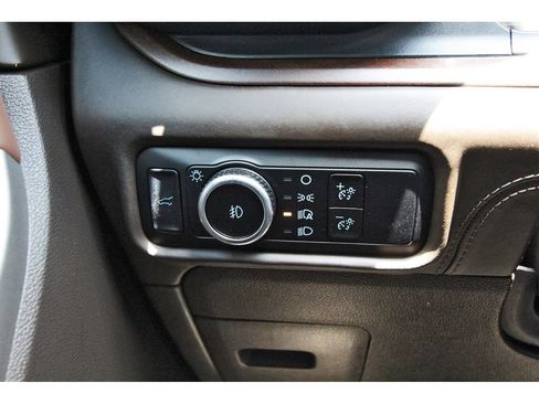 Certified 2023 Ford Explorer King Ranch w/ Technology Package AWD/4WD image 20