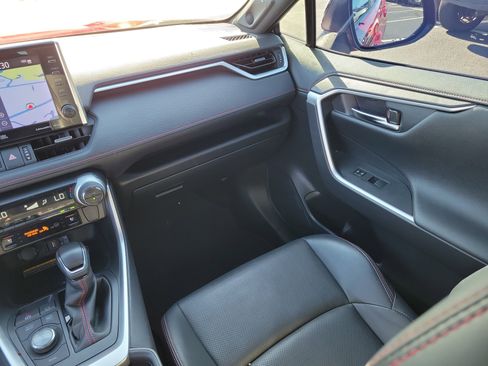 Certified 2021 Toyota RAV4 XSE w/ Premium Package AWD/4WD image 18