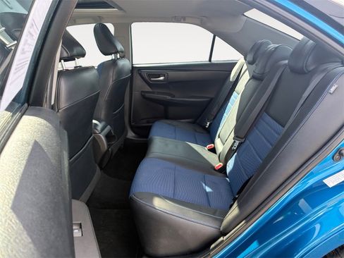 Used 2016 Toyota Camry SE image 13