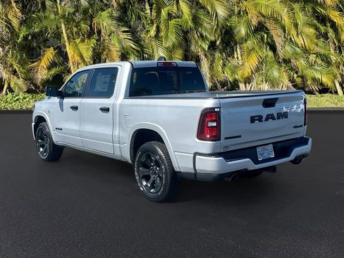 New 2026 RAM 1500 4x4 Crew Cab image 3