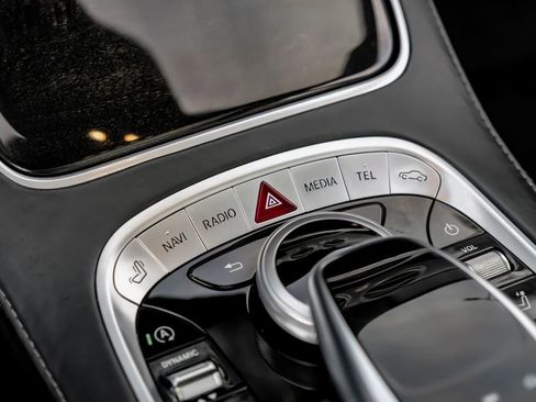 Used 2019 Mercedes-Benz S 560 4MATIC Sedan image 33