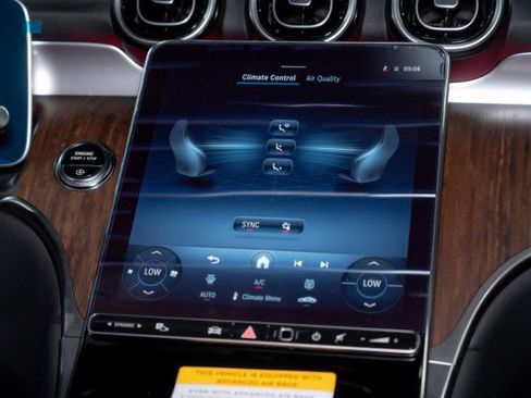 Certified 2026 Mercedes-Benz GLC 300 4MATIC image 17