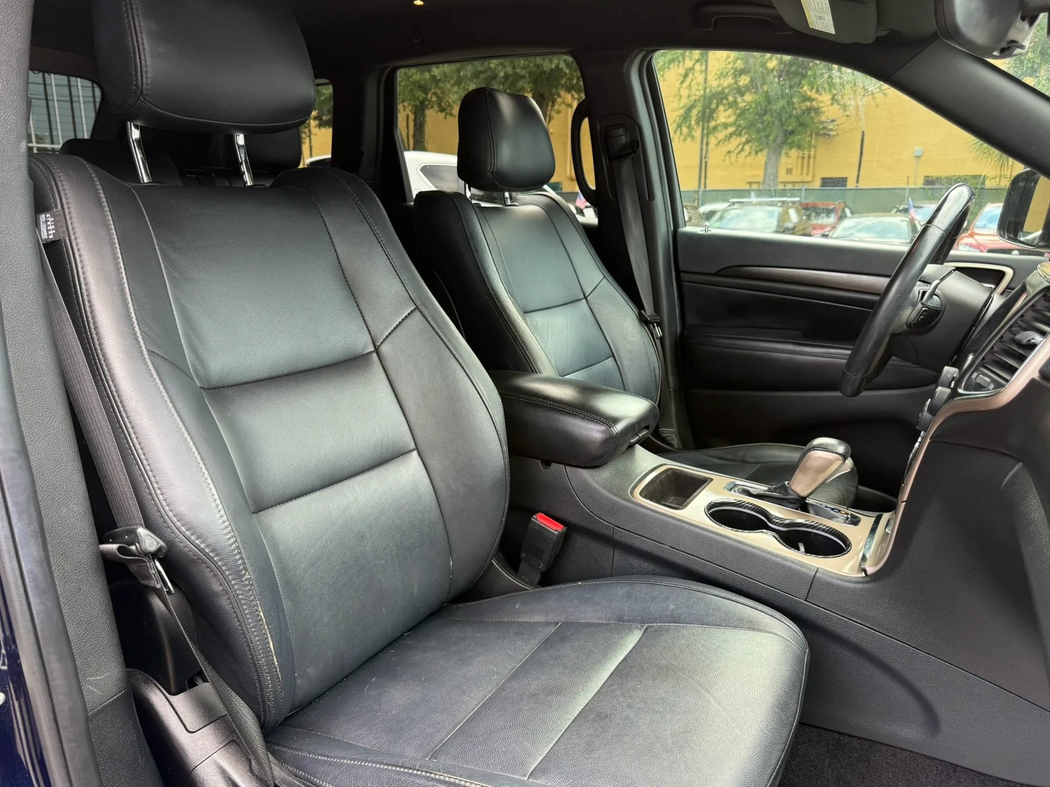 Used 2017 Jeep Grand Cherokee Laredo w/ Quick Order Package 2BE RWD image 14