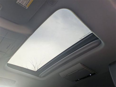 Used 2020 Chevrolet Tahoe LT image 22