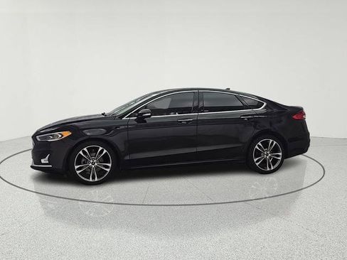 Used 2020 Ford Fusion Titanium image 4
