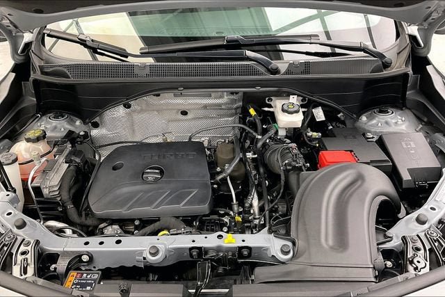 Certified 2023 Buick Encore GX Preferred w/ Cold Weather Comfort Package AWD/4WD image 28