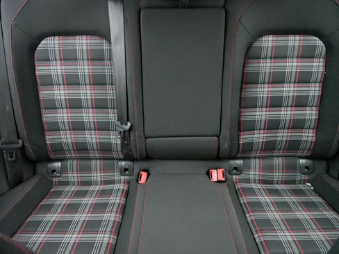 Used 2017 Volkswagen GTI S image 13