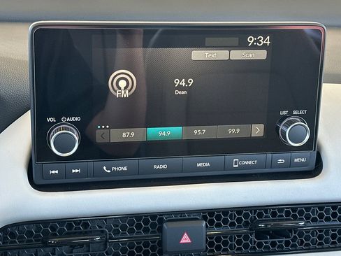 Used 2025 Honda HR-V LX image 21