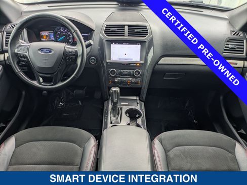 Used 2019 Ford Explorer XLT w/ Equipment Group 202A FWD image 18