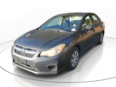 Used 2013 Subaru Impreza 2.0i image 3
