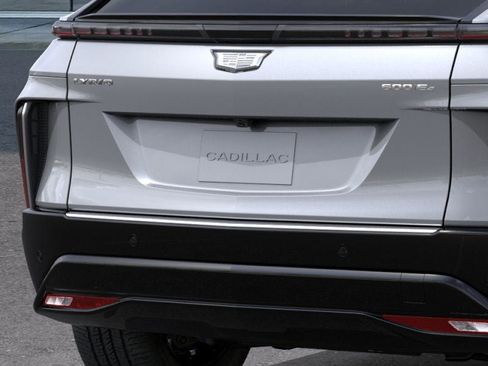 New 2026 Cadillac Lyriq Luxury image 14