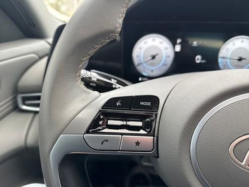 Certified 2025 Hyundai Elantra SEL w/ Cargo Package image 25