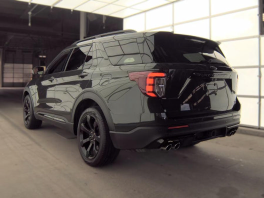 Used 2023 Ford Explorer ST w/ Equipment Group 401A AWD/4WD image 18