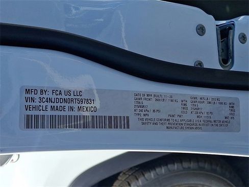 Used 2024 Jeep Compass Trailhawk image 26