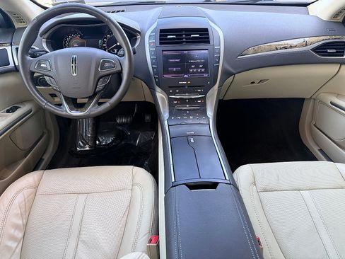 Used 2013 Lincoln MKZ AWD image 11