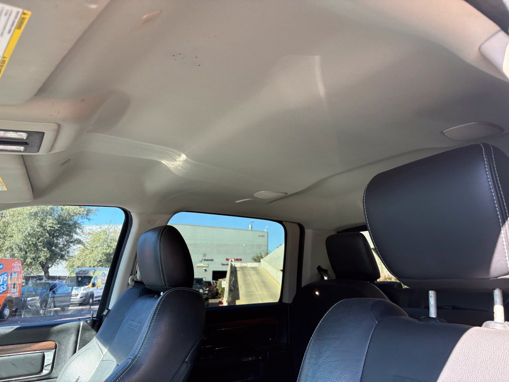 Used 2017 RAM 1500 Laramie AWD/4WD image 10
