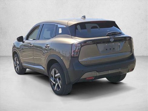 Certified 2025 Nissan Kicks SV FWD image 7