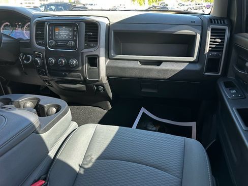 Used 2019 RAM 1500 Express w/ Express Value Package AWD/4WD image 28