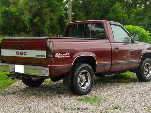Used 1988 GMC Sierra 1500 4x4 Regular Cab image 8