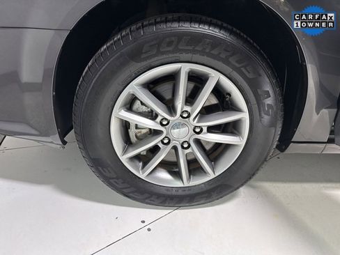 Used 2016 Dodge Grand Caravan SE image 4