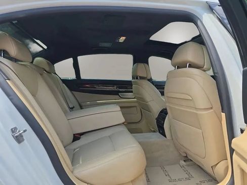 Used 2015 BMW 750Li RWD image 49