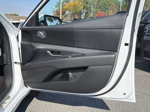 New 2026 Hyundai Elantra Blue image 14