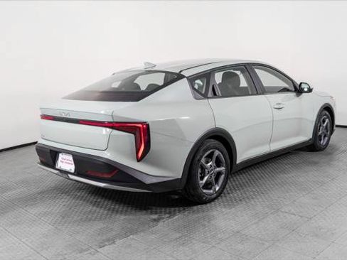 Used 2025 Kia K4 FWD image 8