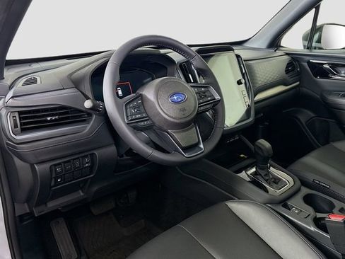 New 2025 Subaru Forester Limited image 9