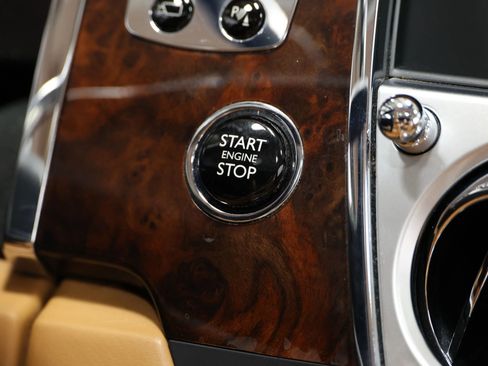 Used 2016 Rolls-Royce Ghost image 35