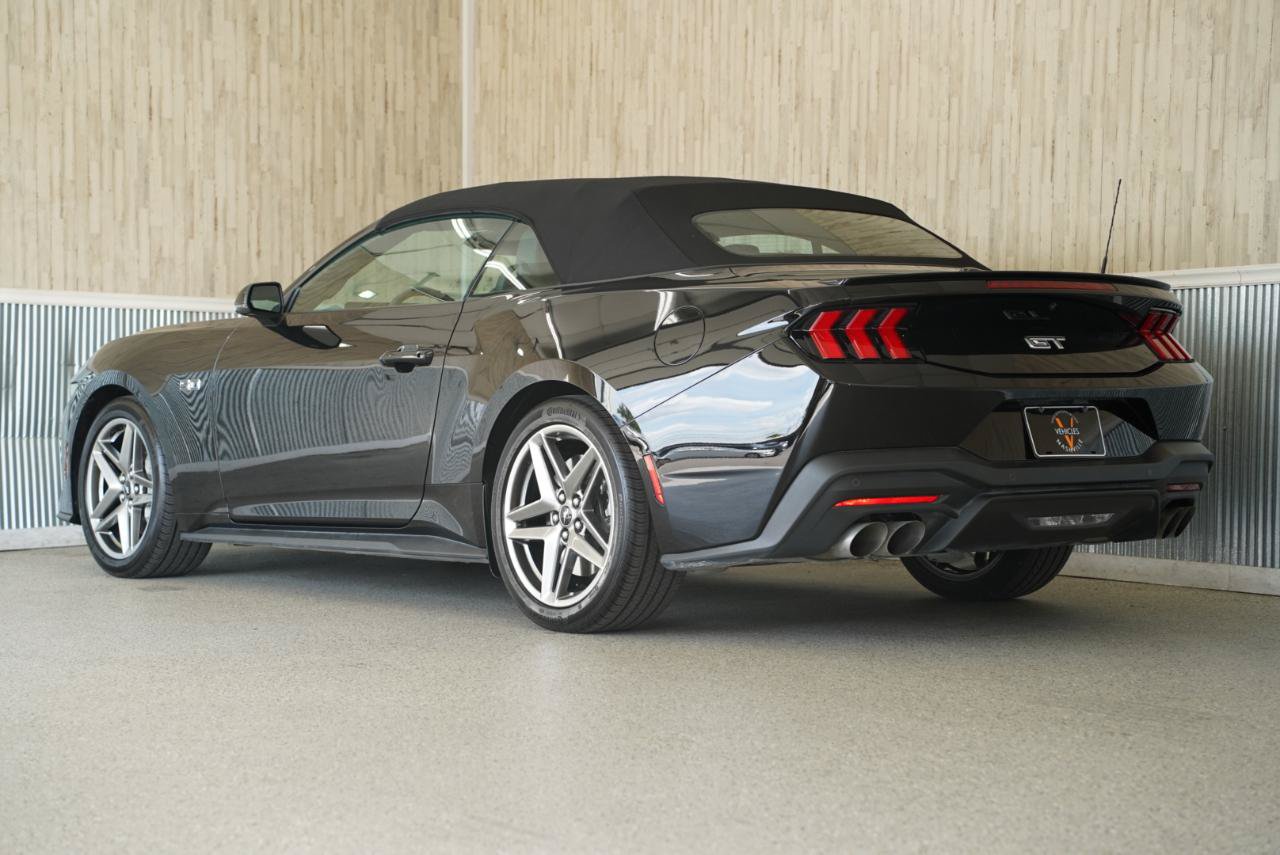 Used 2024 Ford Mustang GT Premium RWD image 7